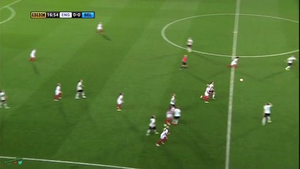 İngiltere'yi kaleci bitirdi