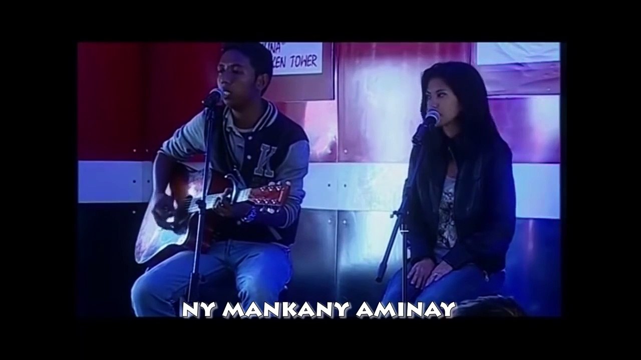 tsy maintsy tongako any PARIS