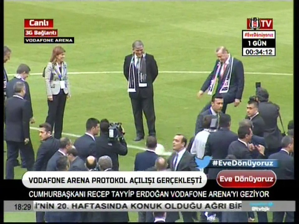 Protokol şov yaptı!