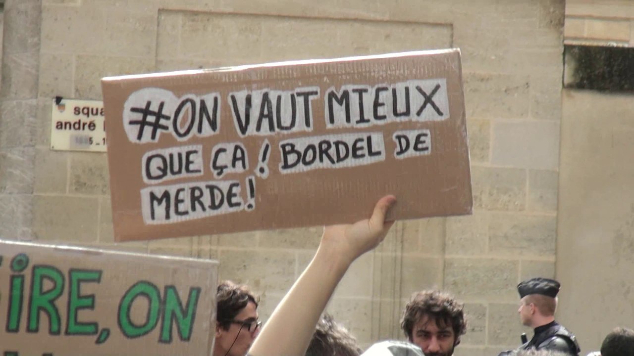 Clip 9 avril Bordeaux contre loi Khomri