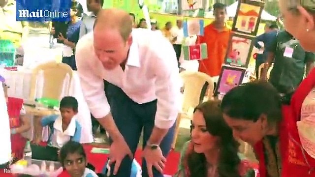 Kate Middleton and Prince William pay tribute to victims of 2008 Mumbai terror attacks in India _ Daily Mail Online