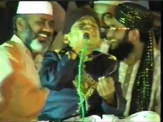 Mithe Madni Kavein Rung - Farhan Ali Qadri