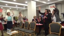 Eskişehir CHP Kadın Kolları Genel Başkanı Köse: Topukluları Çıkarıp Yalın Ayak Toprağa Basma Zamanı