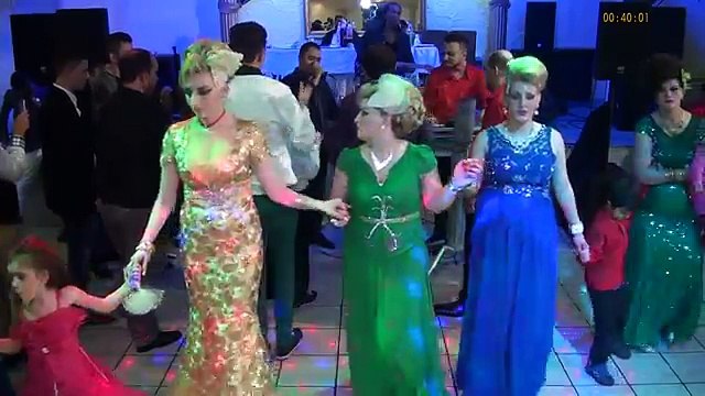 Sulltan hajolli me kenge popullore te Kanagjegji i Aferdites