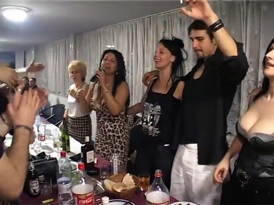 Zlata Petrovic Dodji da mi ruke grejes uzivo