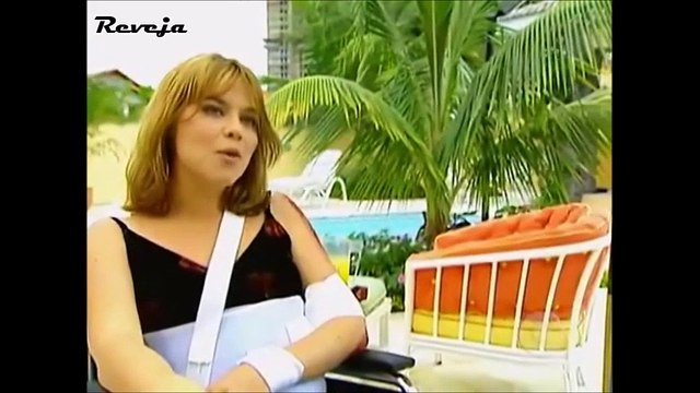 Reveja - Briga de Eduarda e Laura em Por Amor