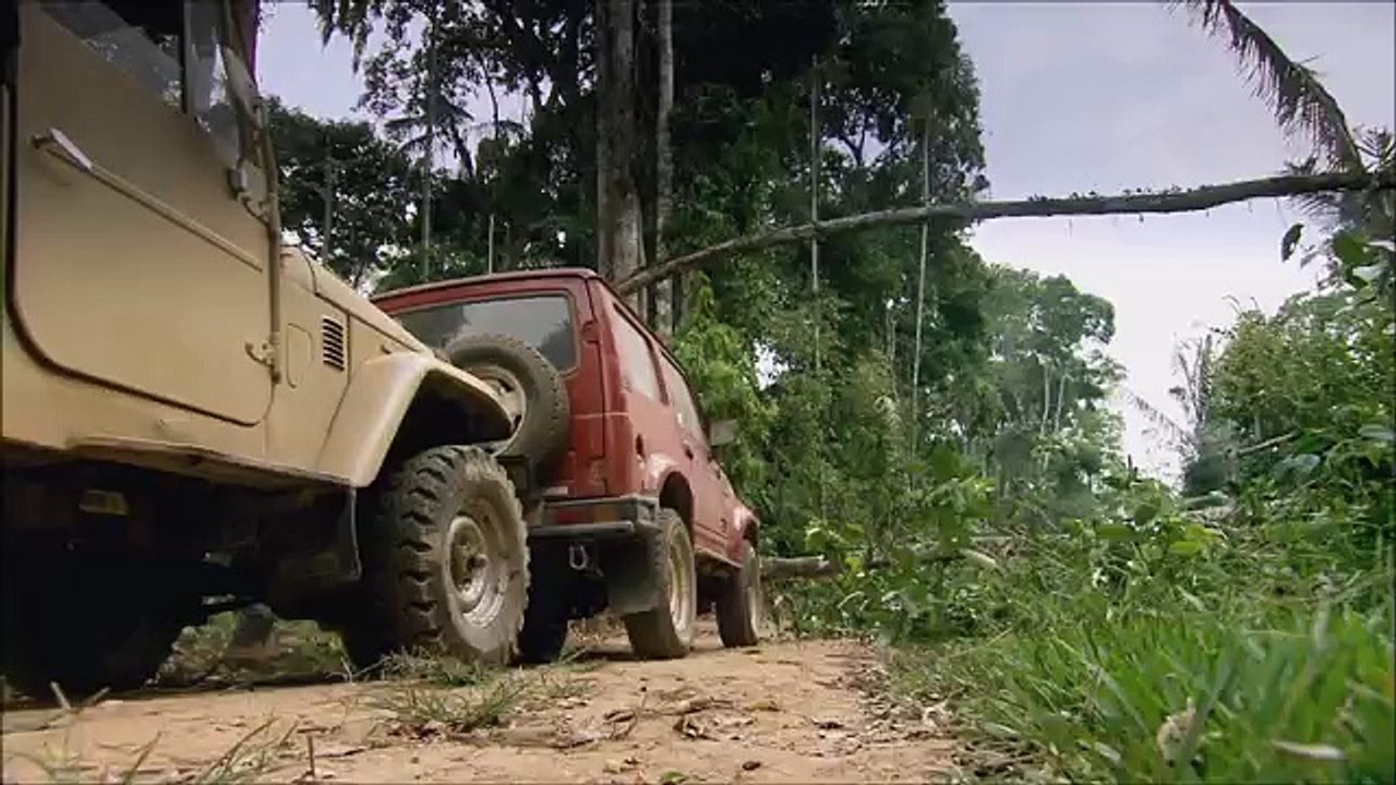 Top Gear Bolivia Special - Fallen Tree