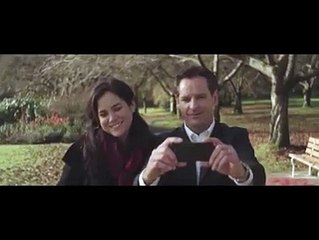 Lo guarda negli occhi e quello che segue vi farà piangere!