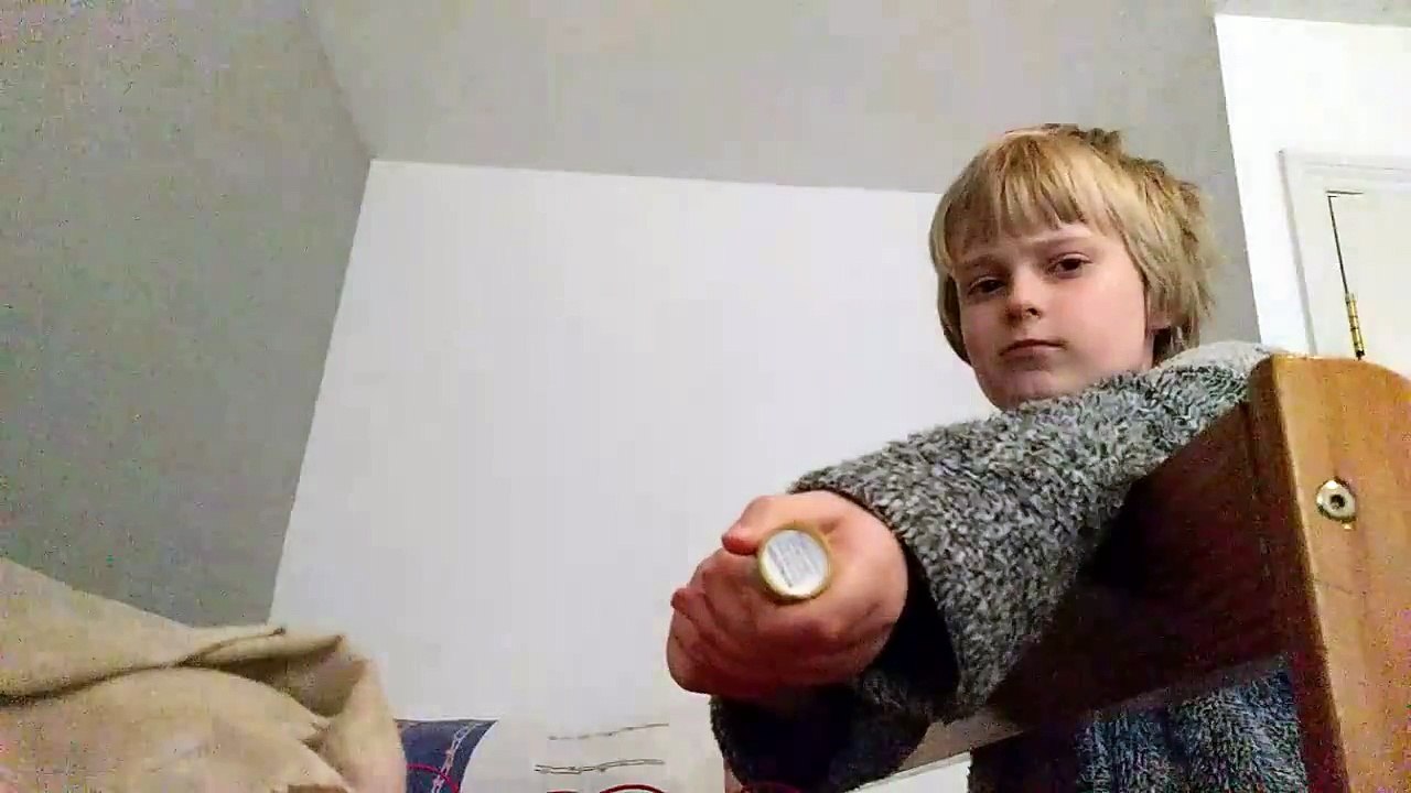 Slowmo party popper