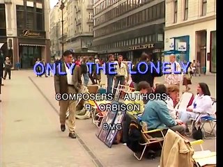 Only The Lonely - Video Karaoke (Star) - Minus One