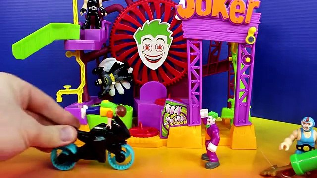 Imaginext Nightwing saves Batman From Joker in Superboy Playmobile Dream school Bus