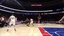 Jabari Parker Posterizes Nerlens Noel!