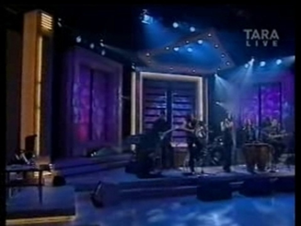 The Corrs- EVERYBODY HURTS