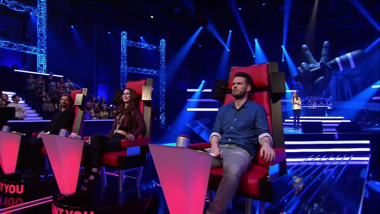 Lorde - Royals (Sarah)   The Voice Kids 2014   Blind Audition   SAT.1