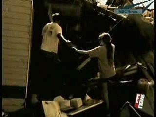 E News Hilary Duff Tiger Electronic l'ouragan katrina