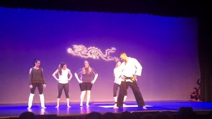 Sensai Tony & girls- self defense class ( samoobrona)