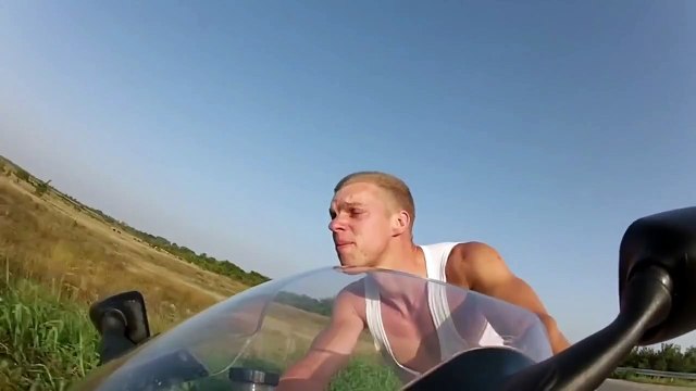 250 кm-ч на мотоцикле без шлема - 250 KM-H without helmet Мотоцикл, байк, скорость