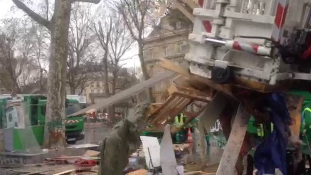 Évacuation du mouvement "Nuit debout" ce matin à Paris