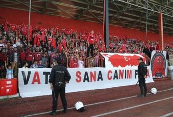 Karagümrük-Amed Maçına Damga Vuran Tezahürat