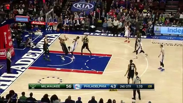 NBA: Giannis Antetokounmpo with 5 Blocks - Bucks vs Sixers - April 10, 2016