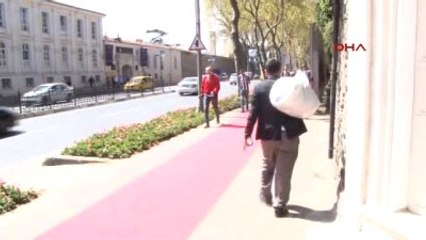 Beşiktaş Taraftarına Kırmızı Halı