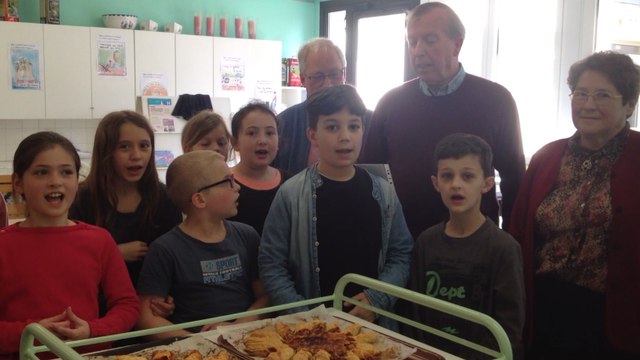 Les enfants préparent le Carnaval de Lisieux