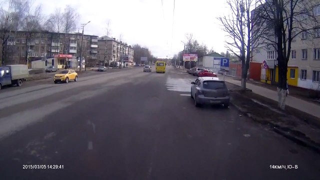 Водитель автобуса стал очевидцем столкновения - ДТП в Смоленске