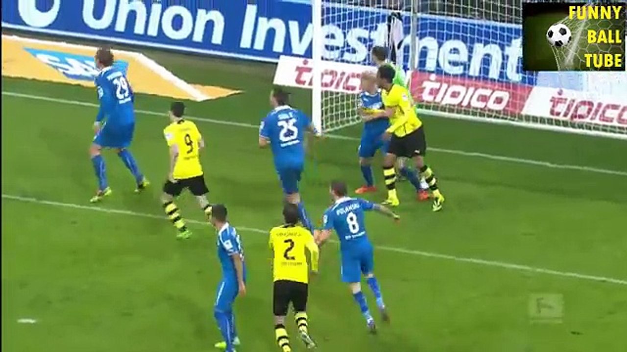 Stupid Goalkeeper Fails 2015 ✔ Funny Goalkeeper Mistakes ✔ Football Bloopers 2015