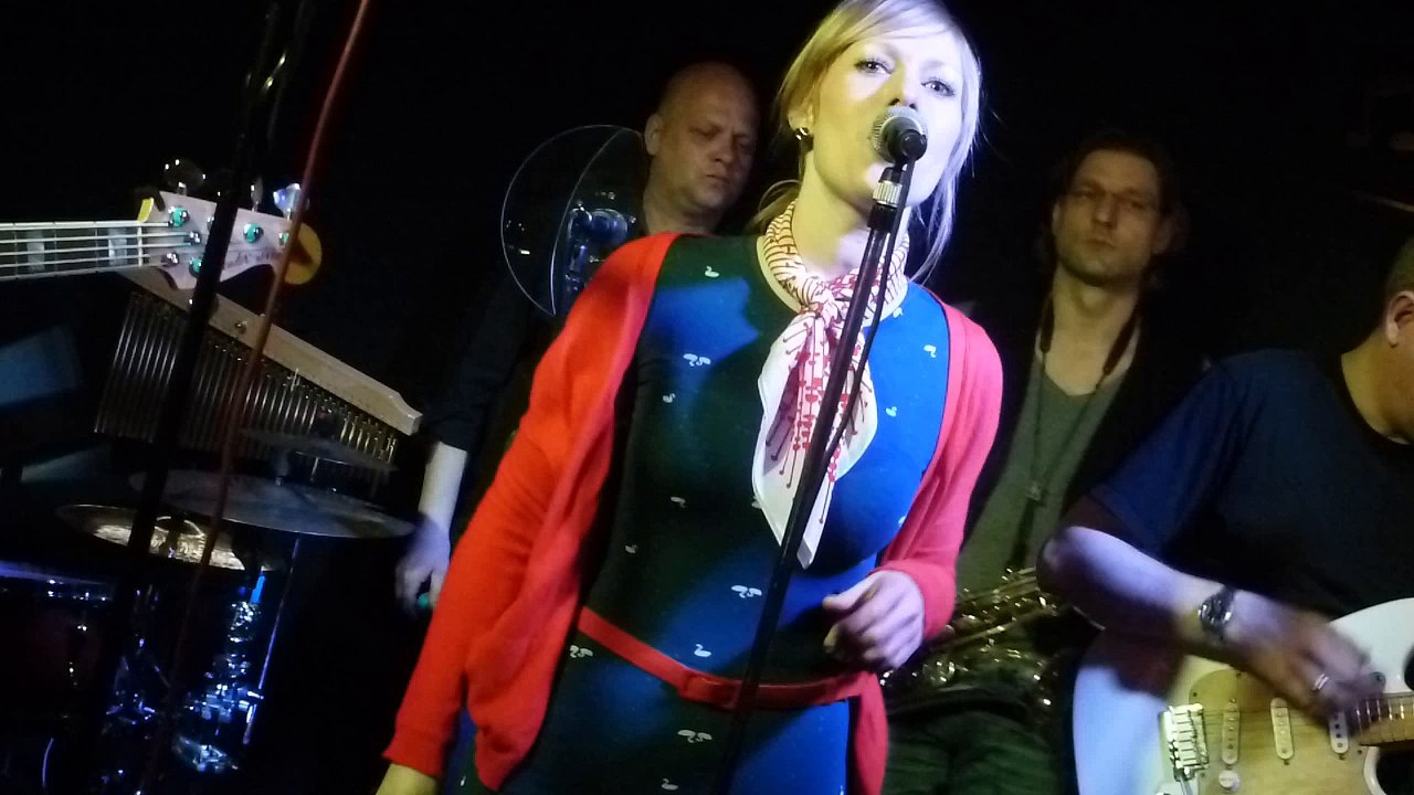 SuperStrut - Love got in the way