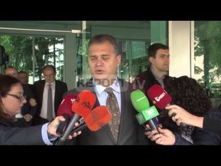 Report TV - Debatet/Blushi: Dua materialet  zgjedhore, Ruçi: Bëj kërkesë