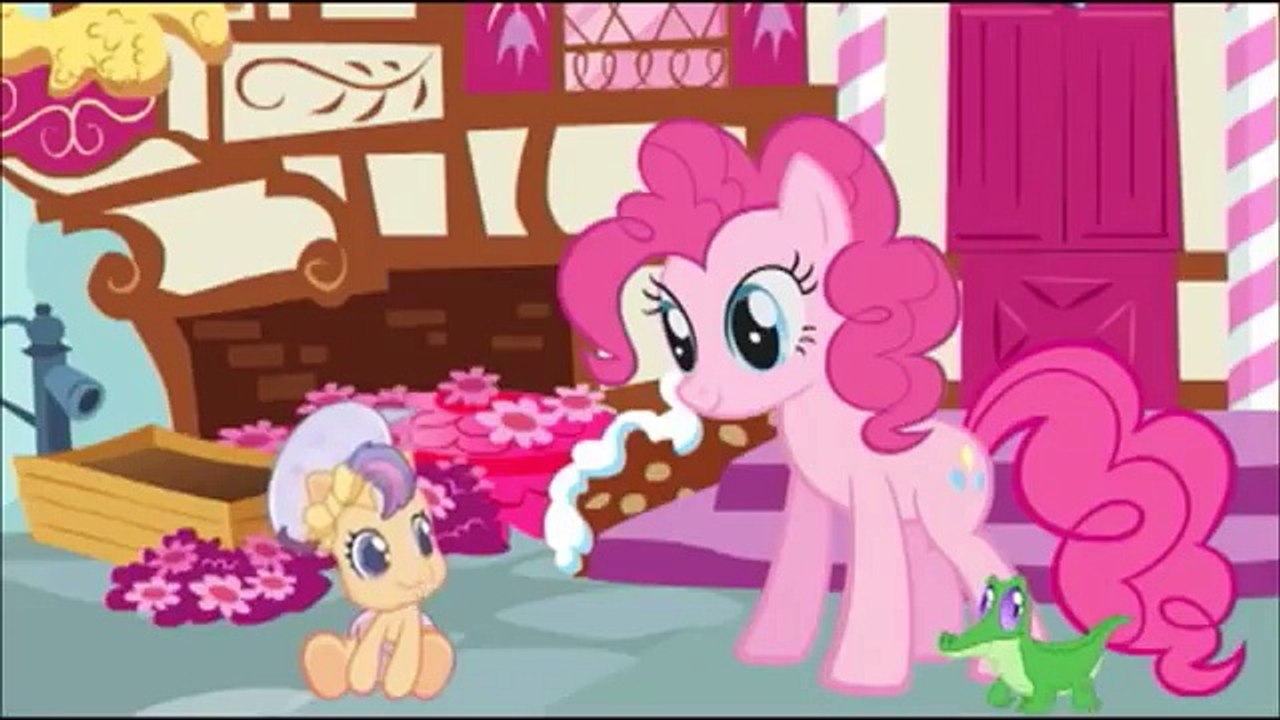 G3.5 Scootaloo meets G4 My Little Pony