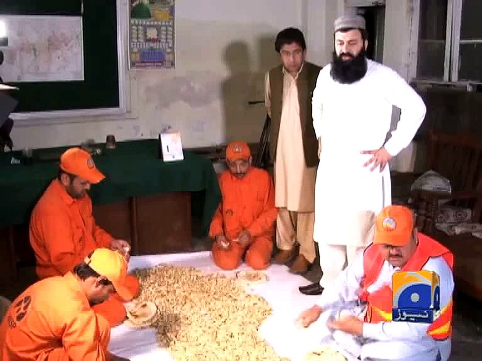 Peshawar admin postpones decision to pay head money for rats -11 April 2016