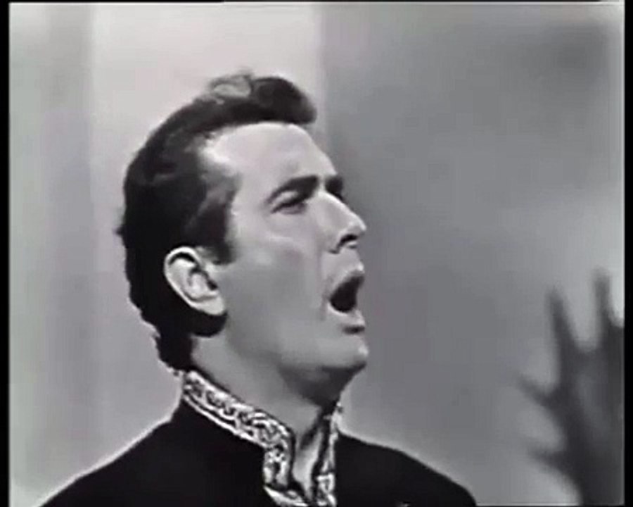 Puccini - Turandot - Non piangere, Liù - Franco Corelli