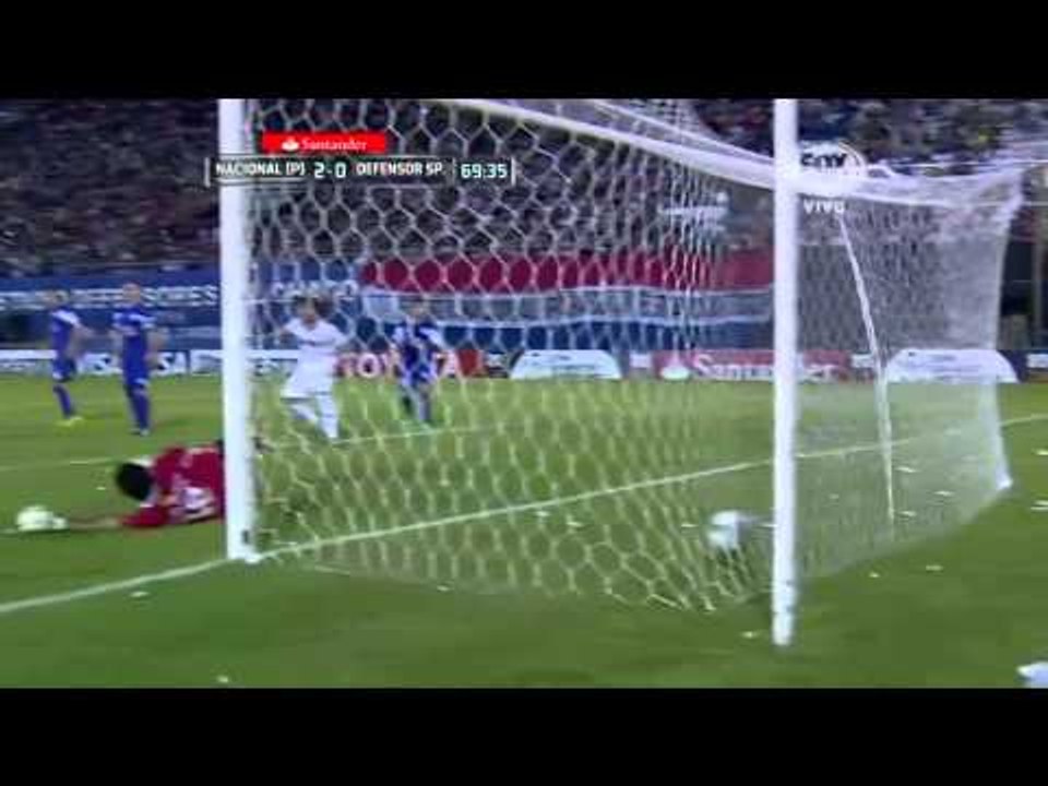 Nacional estira la ventaja