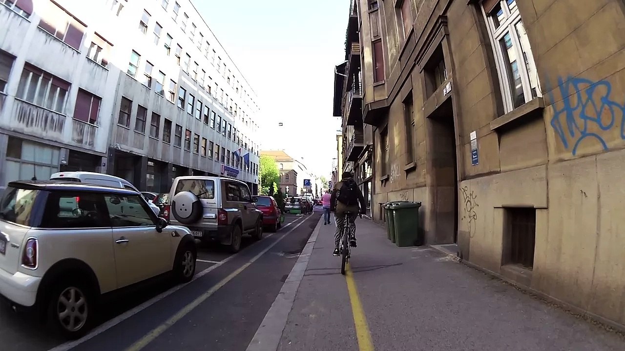 2016-04-11 pjesak blokira prolaz 2