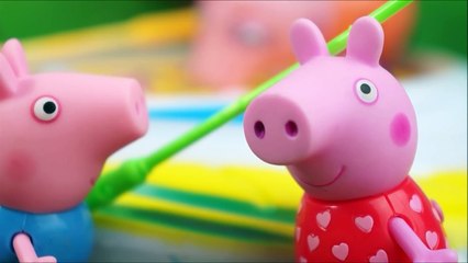 PIG GEORGE DA FAMÍLIA PEPPA PIG SALVANDO A MAMÃE PIG E ANDANDO NO CARACOL COMPLETO EM PO