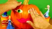 Play Doh Princess Halloween Decorating Pumpkin with Playdough Do It Yourself Princesa de Plastilina
