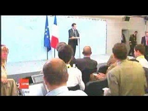 Sarkozy saoul au G8