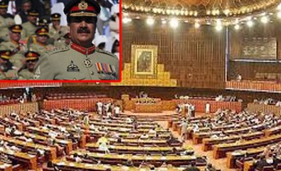 What Happened When Pak Army Officer Came To National Assembly in Uniform
