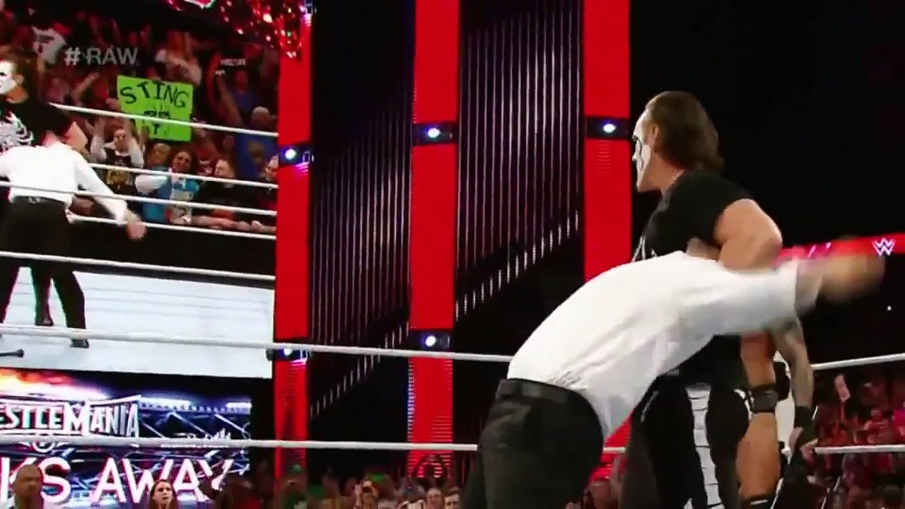 Sting helps Randy Orton on Raw