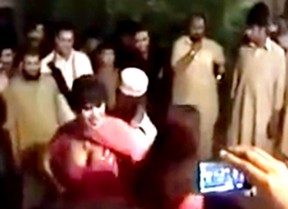 Funny Mad Sexy Pathan Dance