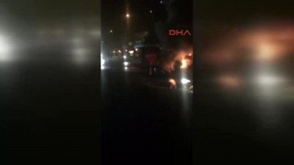 Zonguldak-Takla Atan Otomobildeki Sürücü Yanmaktan Son Anda Kurtuldu