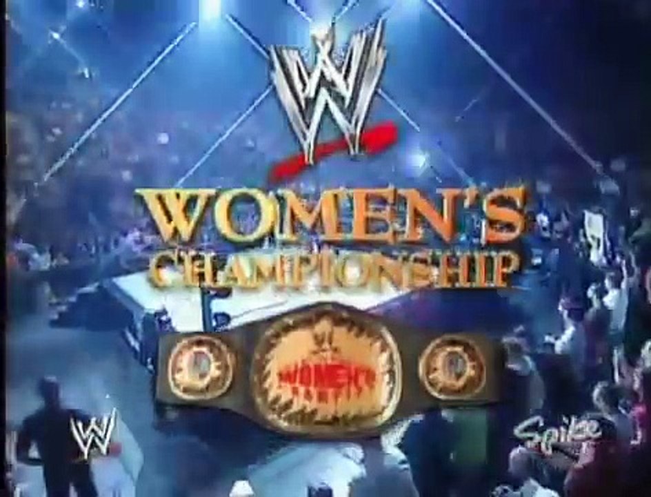 Trish Stratus vs Kane