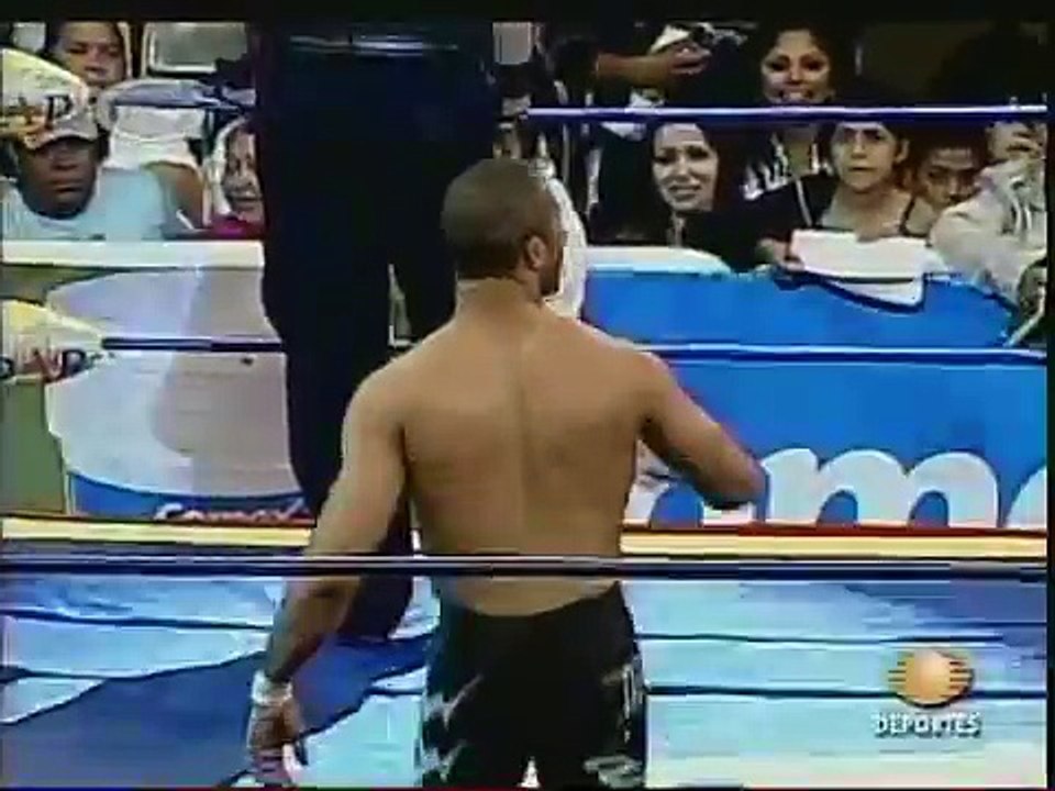 AAA-SinLimite 2009-04-17 Tepic 03  AAA Cruiserweight Title Quarter Final - Alex Koslov vs. Rocky Romero