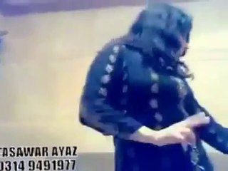 HOT DESI GIRLS Private Hot sexy Mujra Dance in home-