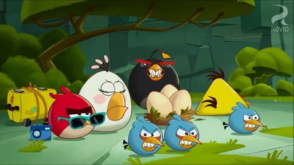 THE MINION BANANA SONG (DESPICABLE ME) - AN ANGRY BIRDS MUSIC VIDEO