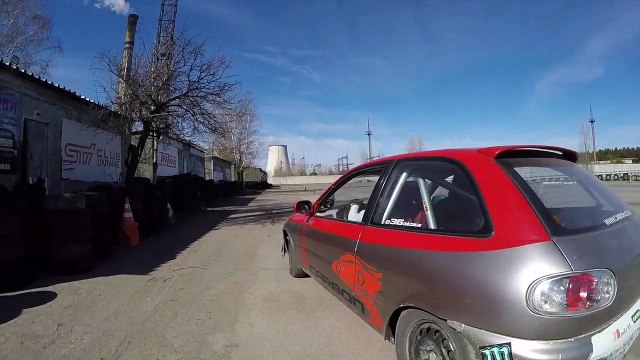 Курсы контраварийного (экстремального) вождения в подарок. Киев. carbon.co.ua