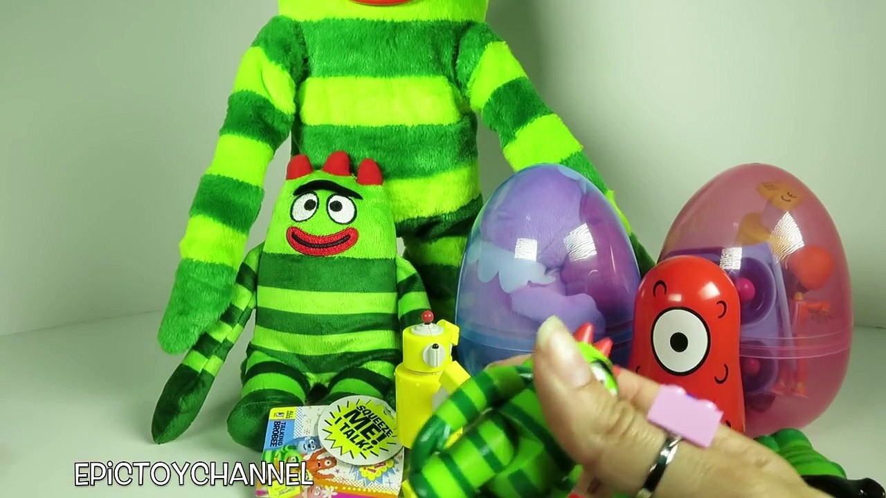 YO GABBA GABBA Dancing Brobee + Yo Gabba Gabba Surprise Eggs Filled With Toys