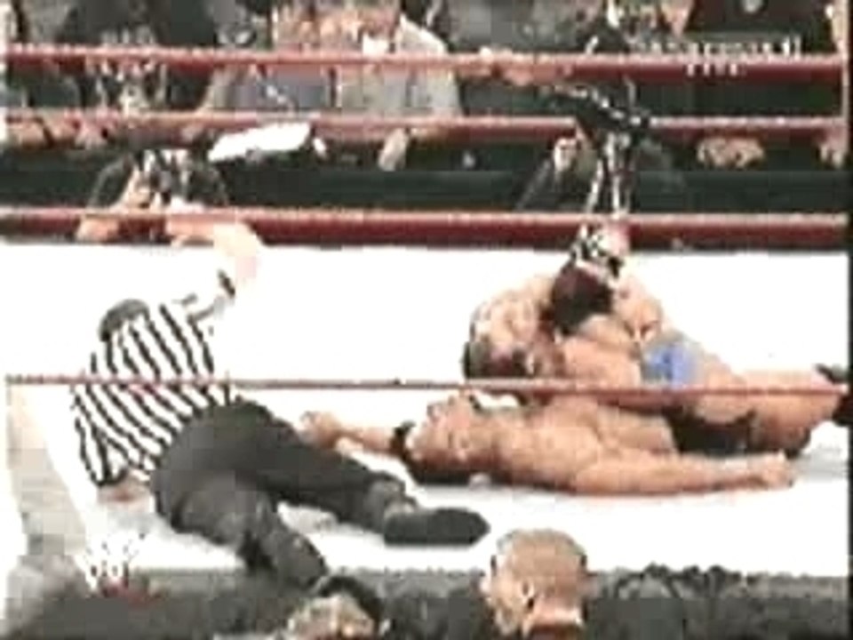 Angleslam sur The Rock