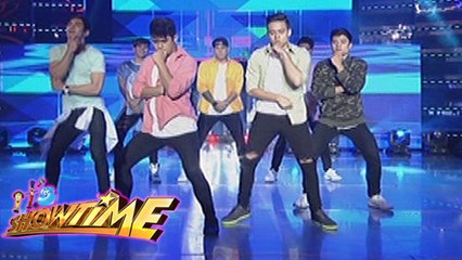 It's Showtime: Hashtags dance to "Dazed and Confused"